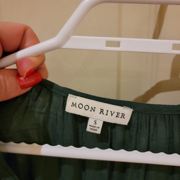 NWOT Moon River Dress Long Puff Sleeve Shirred Mini Dress - Picture 7 of 8